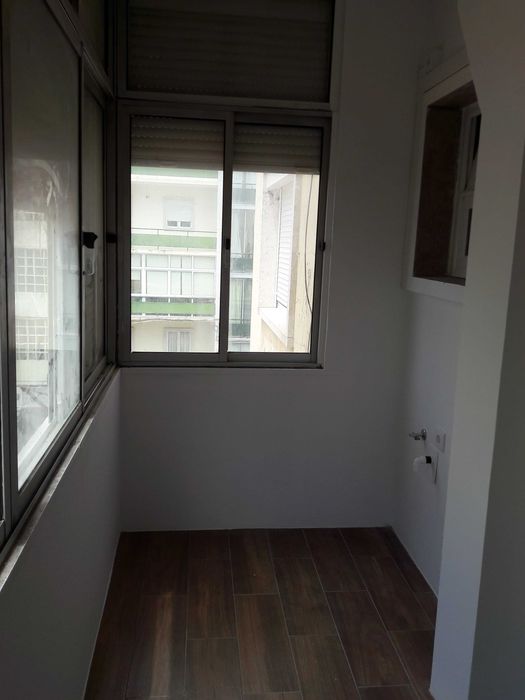 Quarto junto à estação Roma - Areeiro