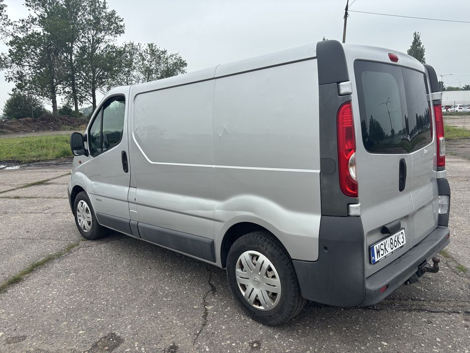 Opel vivaro 2,5 lift 195tys km! 06/07