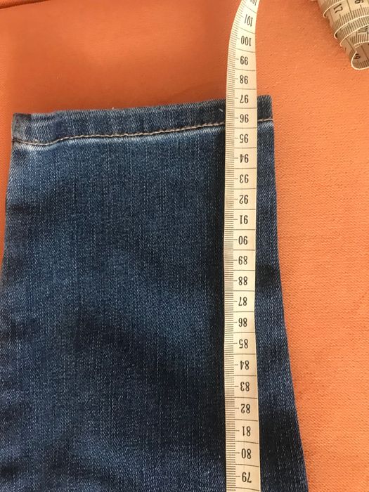 Джинсы женские DKNY