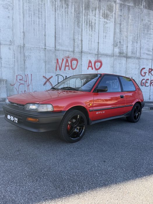 Toyota Corolla GTI 16V 1600cc – 125cv (aceito trocas)