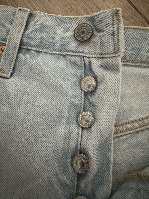 Шорти жіночі  Levi’s ( оригінал)