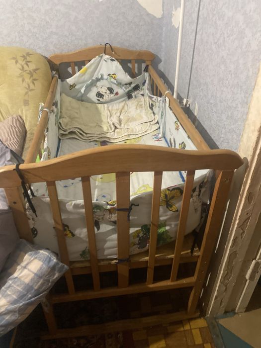 Продам детскую мебель