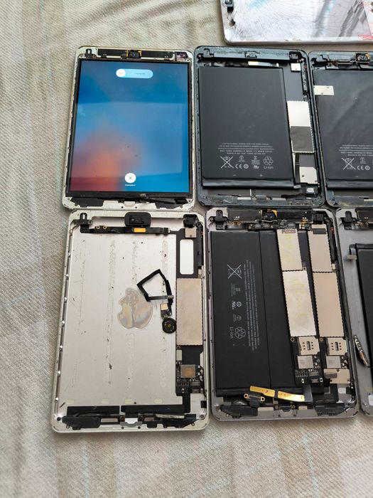 Лот Apple iPad mini 1, 2, 3, 7.9". Ціна вказана за все разом!