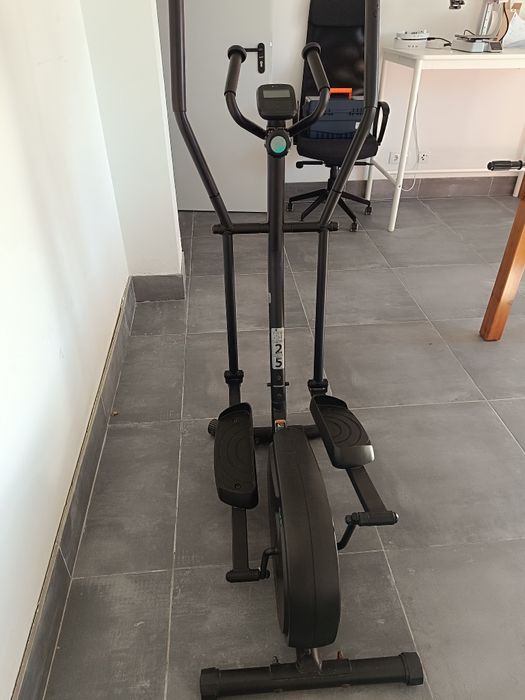 Bicicleta Elíptica Essentials Domyos