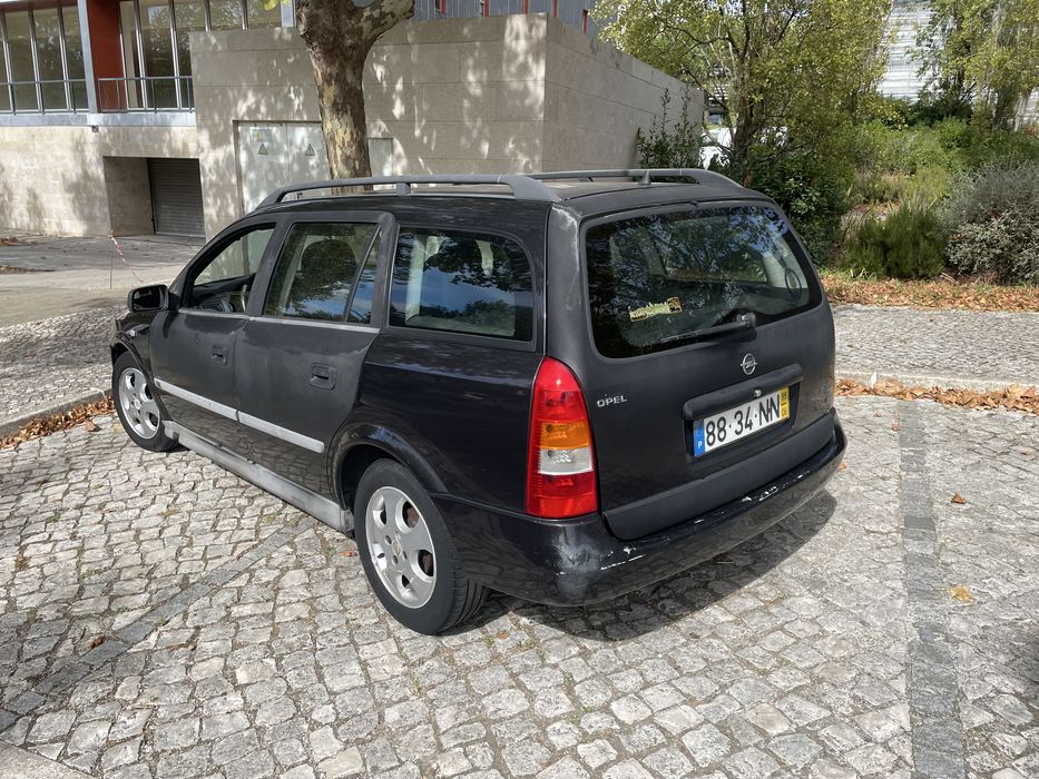 Opel astra 99 750€