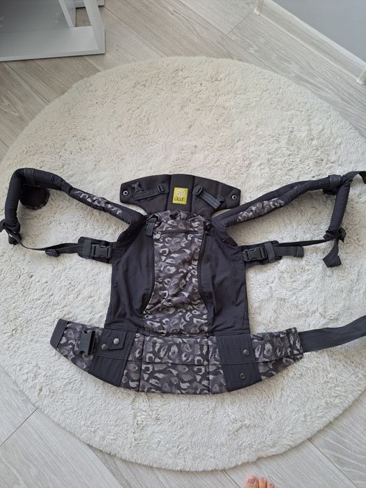 Сумка-переноска, рюкзак или слинг LÍLLÉbaby Complete