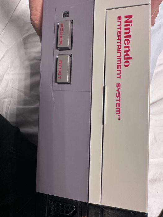 Konsola Nintendo NES + Gra Mario + 2 Pady