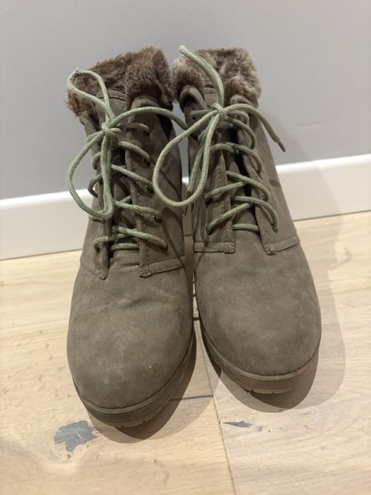 Buty zimowe na koturnie