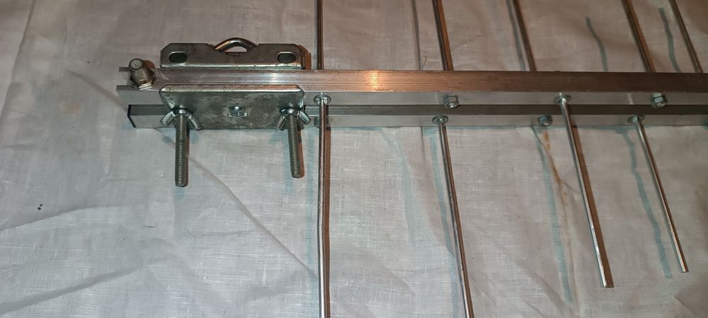 Антена телевізійна високого сигналу Т2 в ідеальному стані як нова