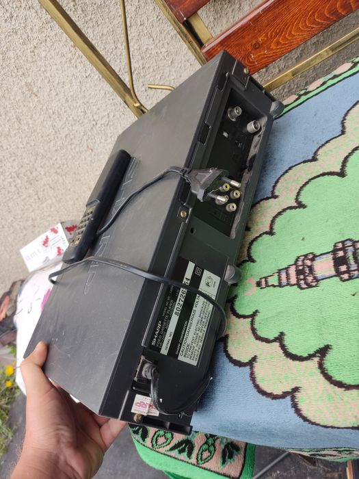 Відеомагнітофон Sharp раритет на запчастини