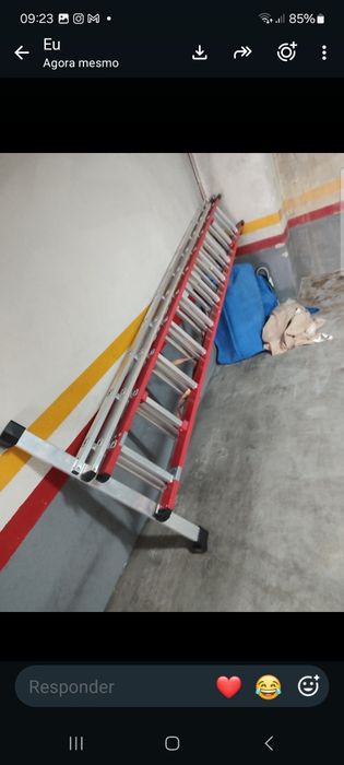 Escada pouco uso