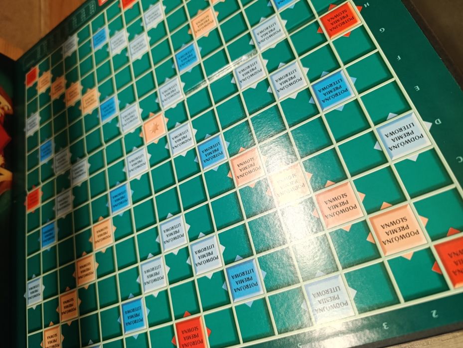 Scrabble Mattel 51289. Kompletna.