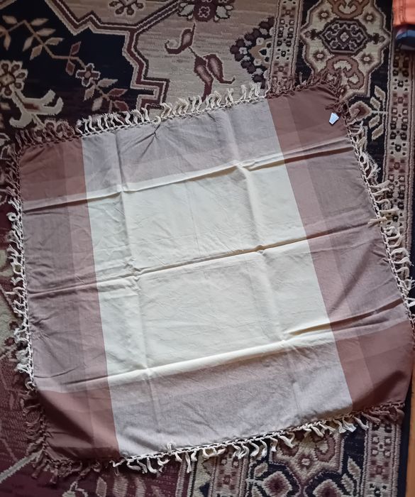 Obrus bawełniany z frędzlami