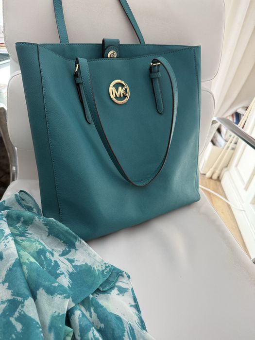 Mala Michael Kors verde esmeralda