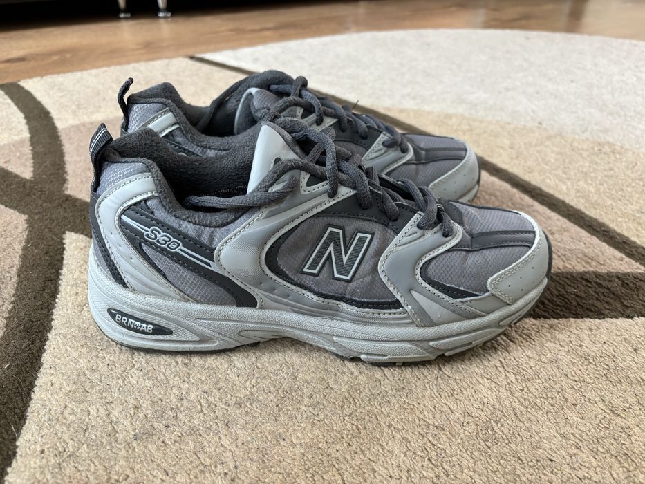 Чоловічі кросівки