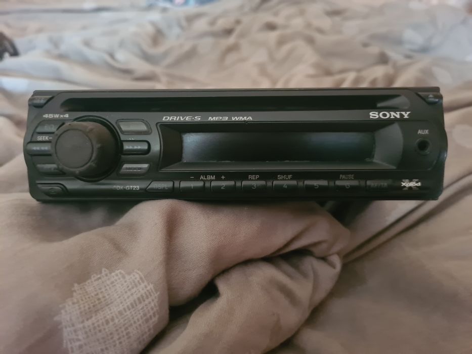 Магнітола Sony CDX-GT23 X ployd в гарному стані