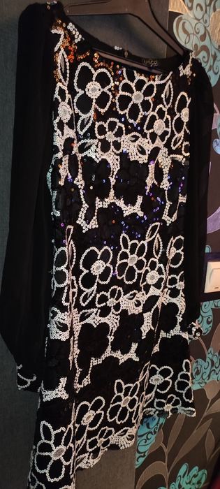 Sukienka czarna w cekiny , Usco