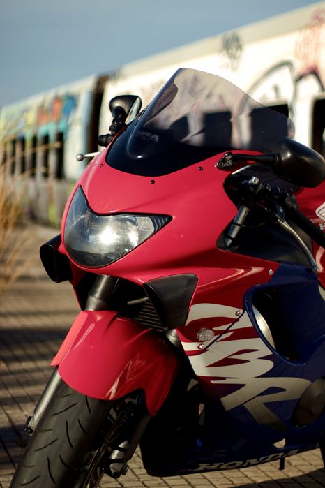 CBR 600 F4 Oportunidade!