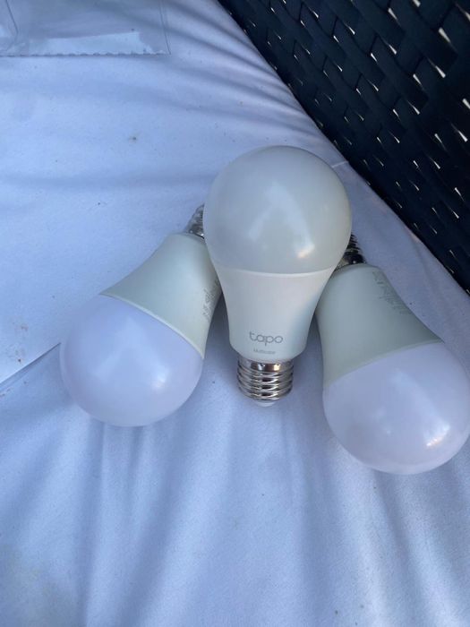 Vendo kit ALEXA + 5 lampadas inteligentes + lampada grande