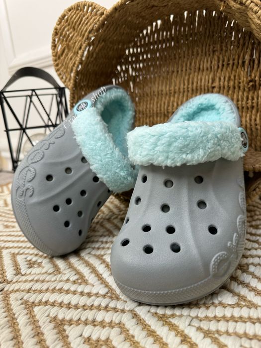 Утеплені крокси Crocs Baya Lined Fuzz Strap