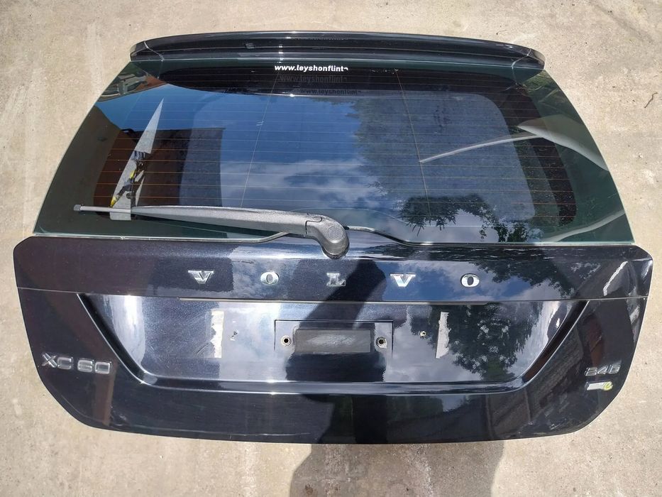 volvo xc60 2010 klapy bagażnika
