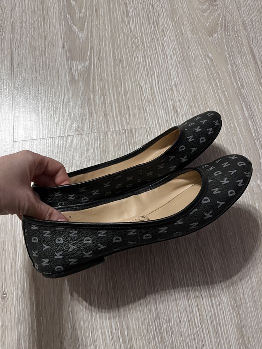 Балетки , туфли DKNY