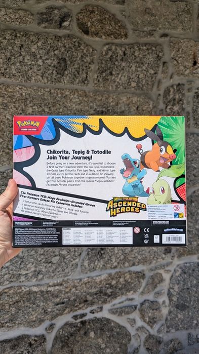 Pokémon TCG: First Partners Deluxe Pin Collection