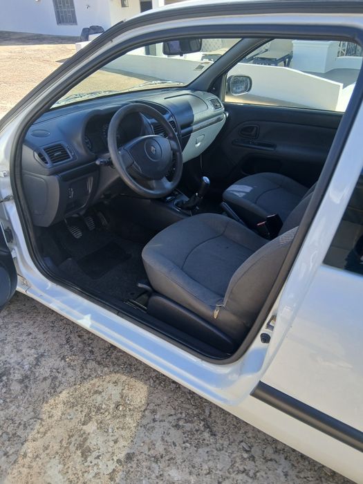 Renault clio 2006 1.5 dci storia