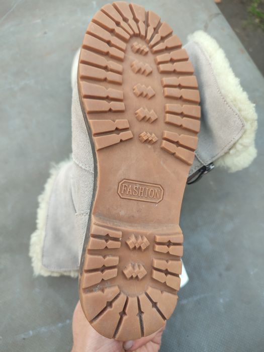 Черевики жіночі замшеві