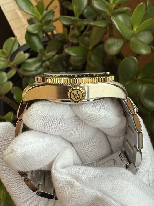 Tommy Hilfiger Automatico Novo!!