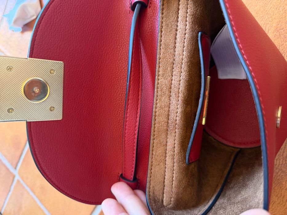 Mala lion of porches