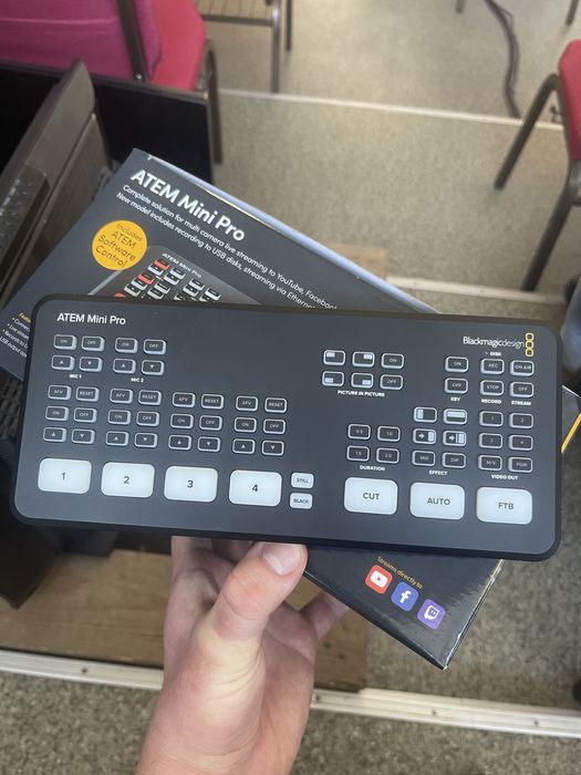 Відеомікшер Blackmagic ATEM Mini Pro