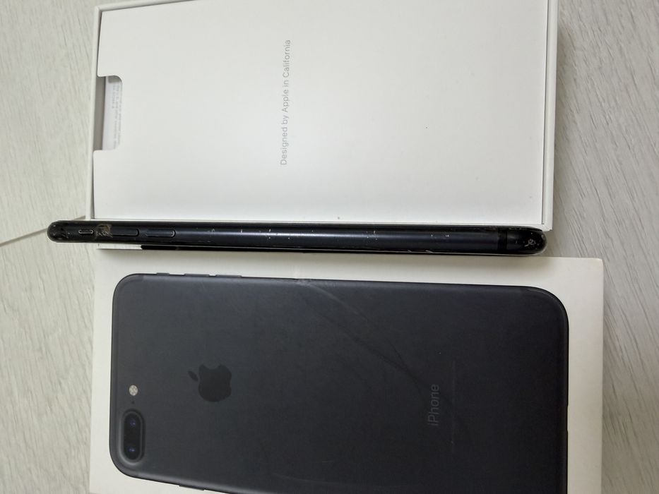 Продам iphone 7 plus black 128 Gb