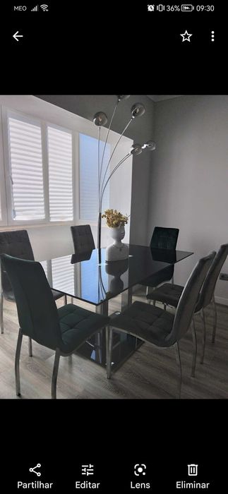 Mesa e 6 cadeiras novas