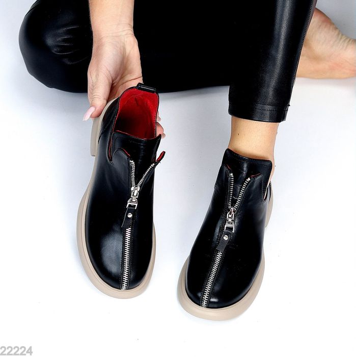 Лакові , шкіряні чорні високі туфлі, блискавка