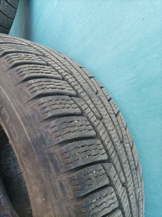 Продам зимову гуму Nokian 205/55 r16