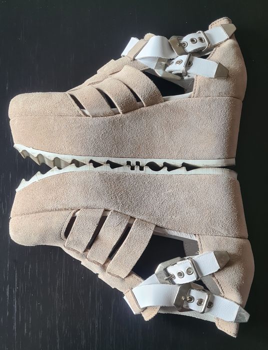 Sandálias compensadas64550426834818122