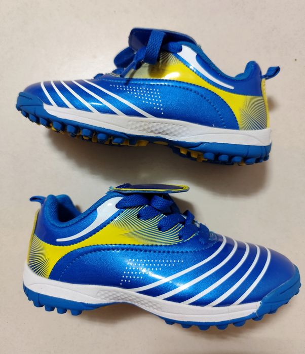 Chuteiras de Futebol para Rapaz - Primark (Tam. 29)