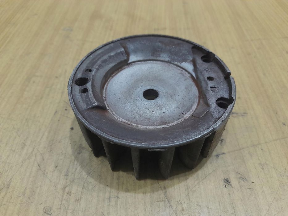 Echo Srm-2300 Magneto Koło Magnesowe