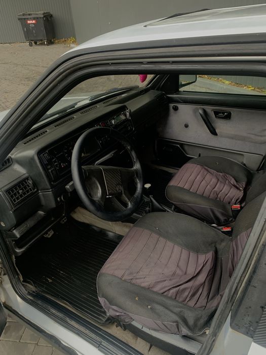 Фольсваген джета 1.8 газ/бенз