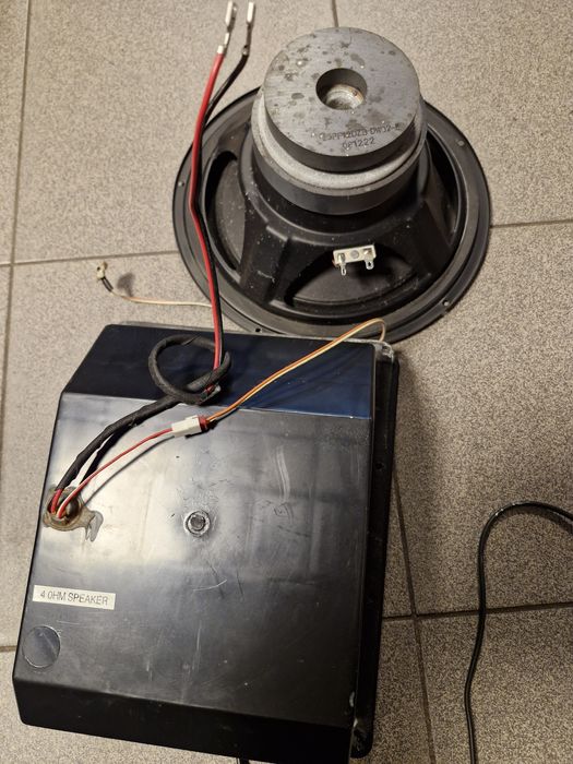 Subwoofer harman kardon Sub-Ts2bq głośnik sprawny uszkodzony