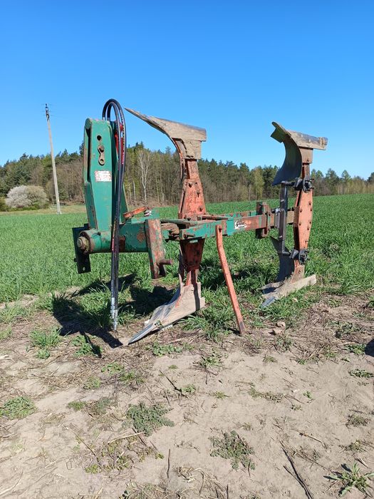 Pług 2 skibowy obrotowy