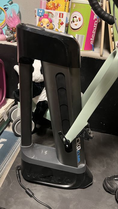 WAHOO Kickr Smart Trainer V5 + Wahoo Climb