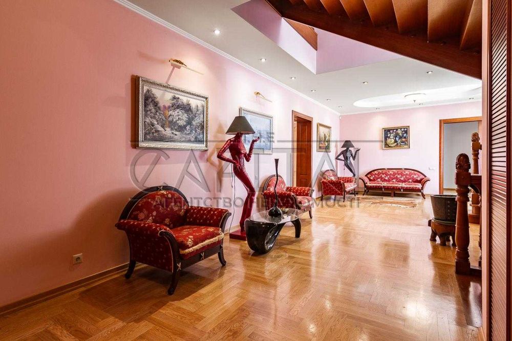 Продаж 3-поверхового будинку 1200м2, Вища Дубечня, Вишгородський р-н