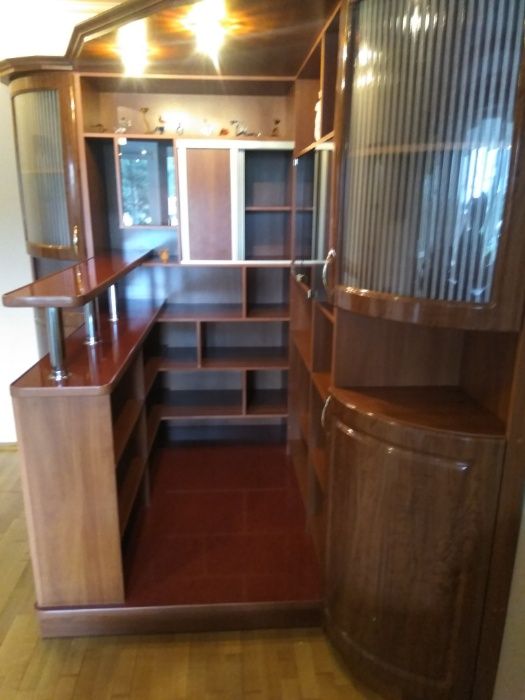 Стінка бар для гостинної