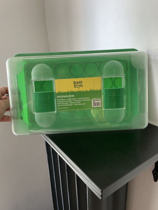 Pokojowa Mini szklarnia green boots