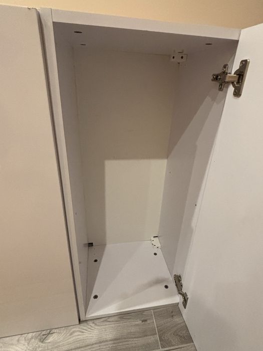 Szafki białe 2 sztuki