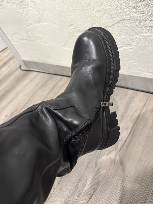 Шкіряні сапоги жіночі