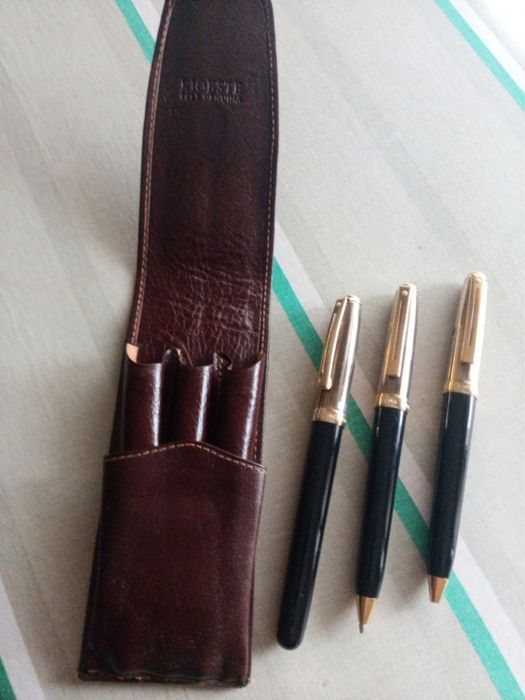 Conjunto de Canetas Shifer e Bolsa em Pele