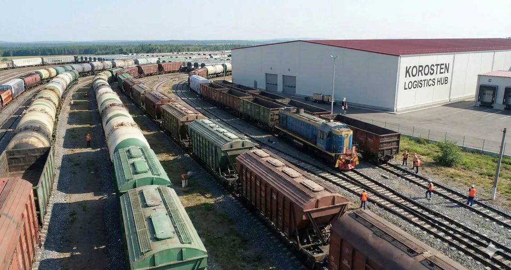 Логістичний хаб, 14 000 м², ж/д колія, , м. Коростень